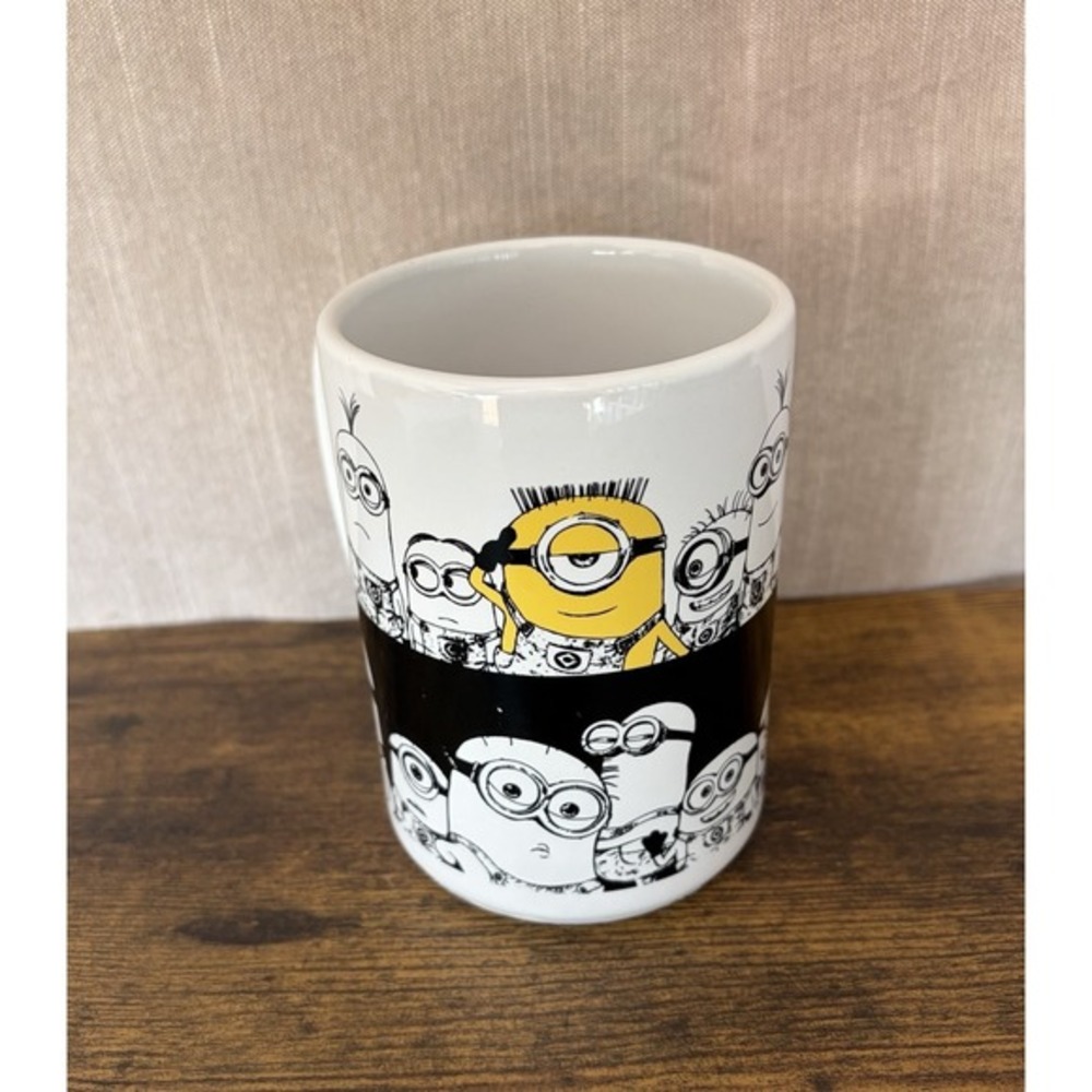 Disposable Me 2 Ceramic Mug By ZAK Designs‎ White